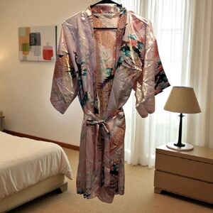 Silky Floral Kimono Robe - Light Pink